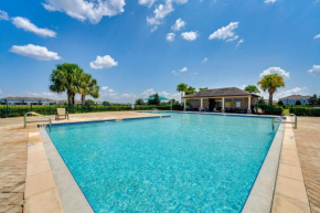12 Mi to Disney Parks Townhome with Pool Access!